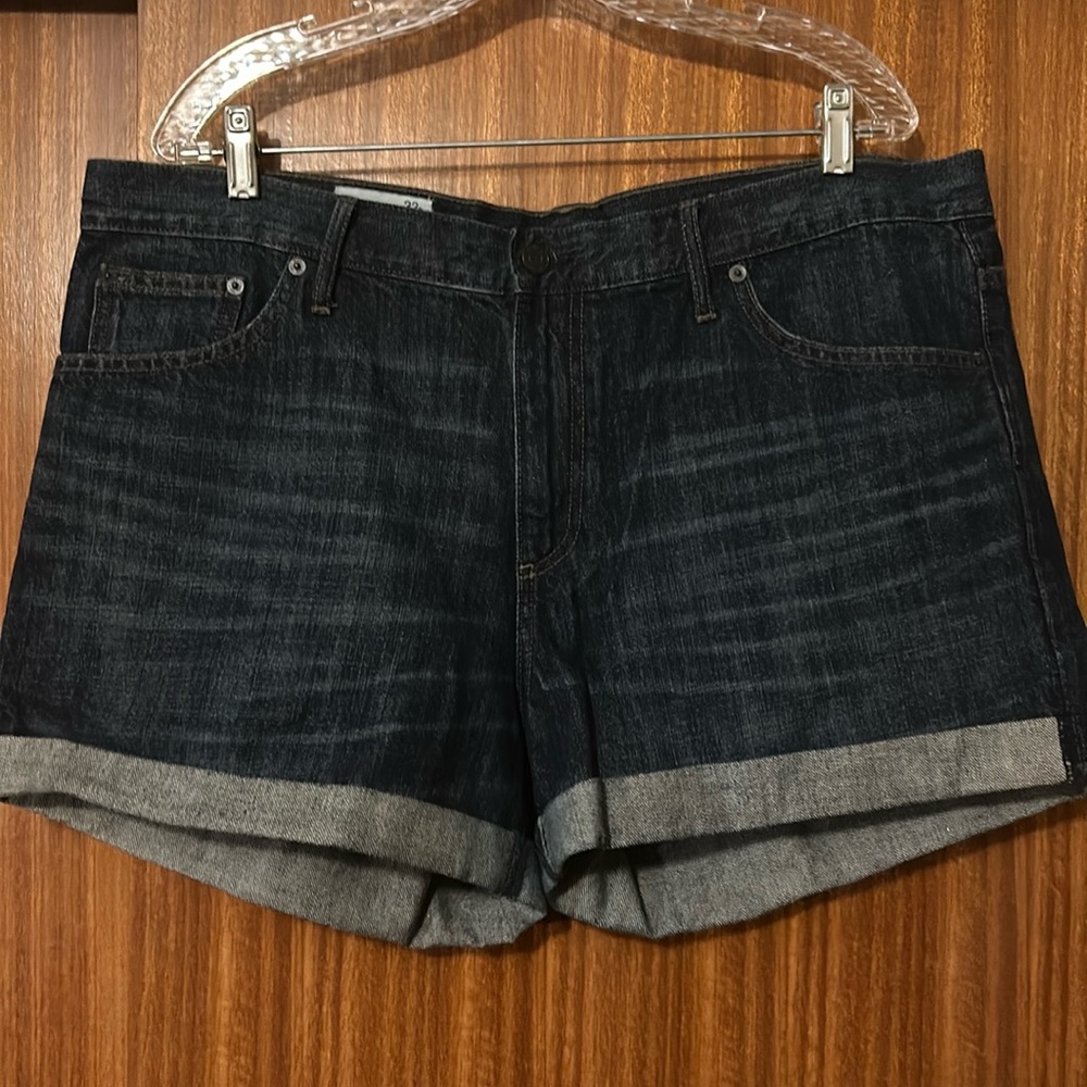 Never worn 100% cotton blue denim Gap “Sexy Boyfriend” shorts.